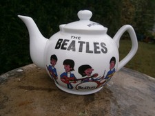 VINTAGE THE BEATLES YEAH YEAH YEAH MCFARLANE CARTOON DESIGN CERAMIC TEAPOT picture