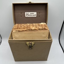 Vintage 1950s AMFILE PLATTER-PAK Tan 45 Case w/ Dividers picture