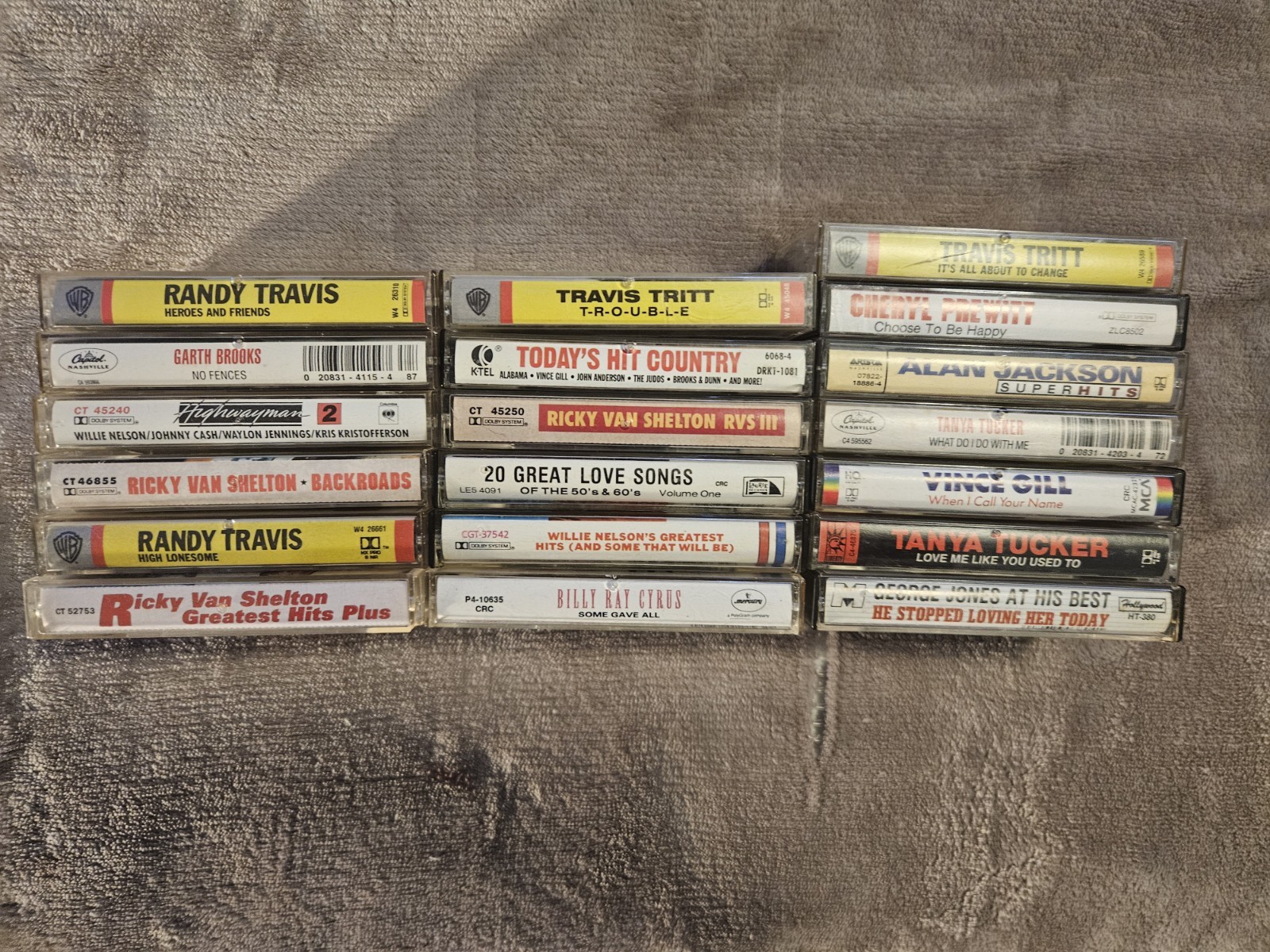 Lot Of 19 Random Cassettes - Country, Rock , 50-60's, Garth Brooks, Travis Tritt