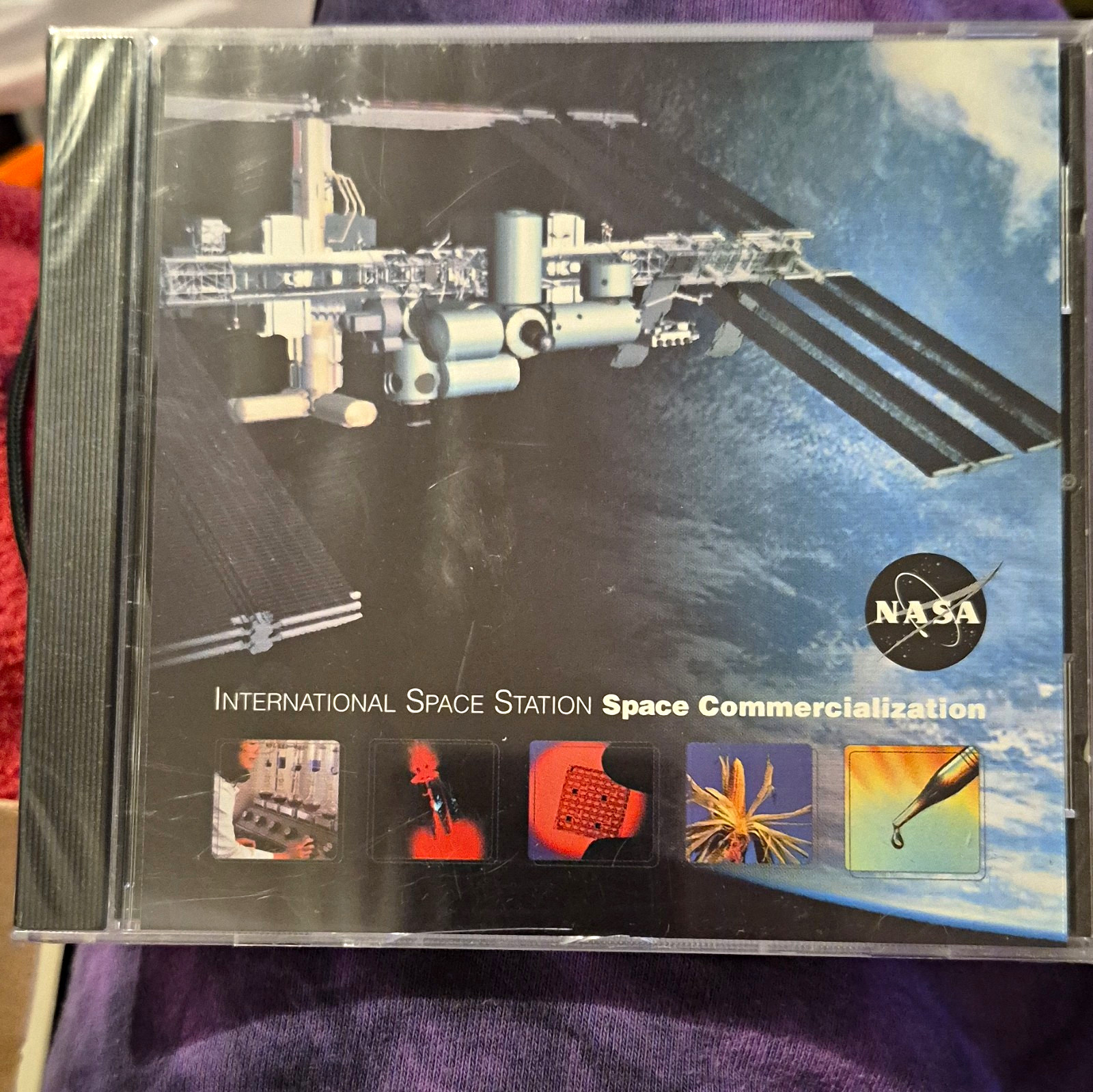 NASA International Space Station Space Commercialization CD 2001