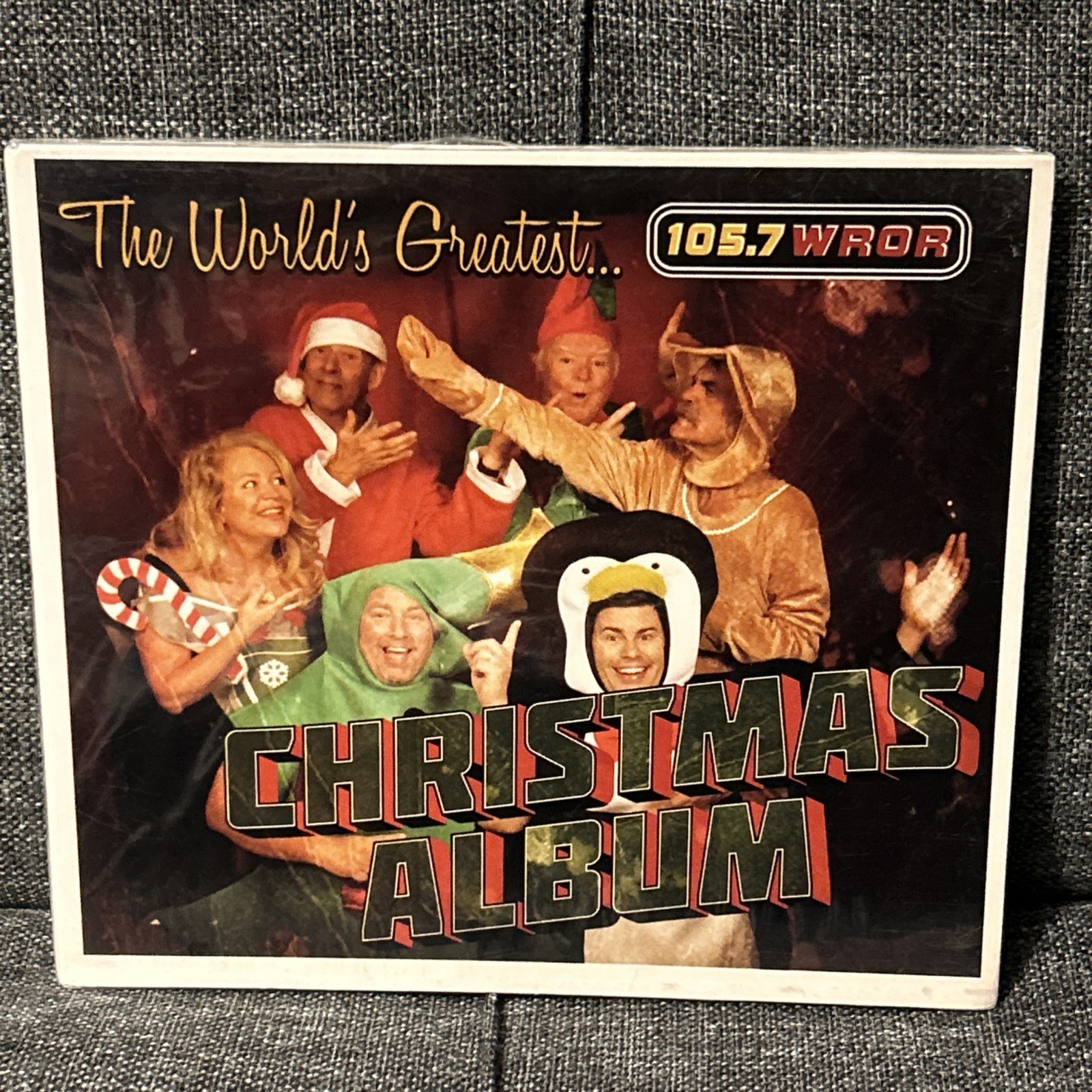 RARE SEALED WROR 105.7 World’s Greatest Christmas Album CD Loren & Wally Show