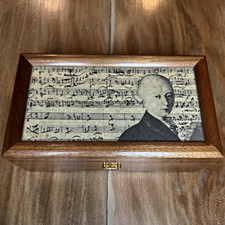 Vintage Reuge Music Box 72 / 3 Mozart Edition Mozart Portrait picture