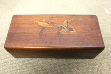 Vintage Box with Inlaid Birds and Thorens Waltz Music Box Inserted picture