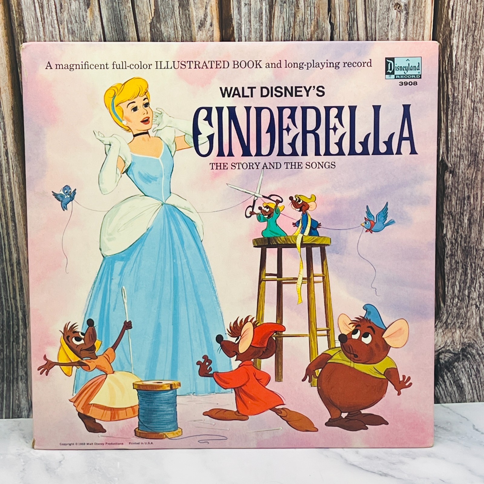 Vintage Walt Disney Cinderella Story & Songs Vinyl Record & Book 1969 Excellent