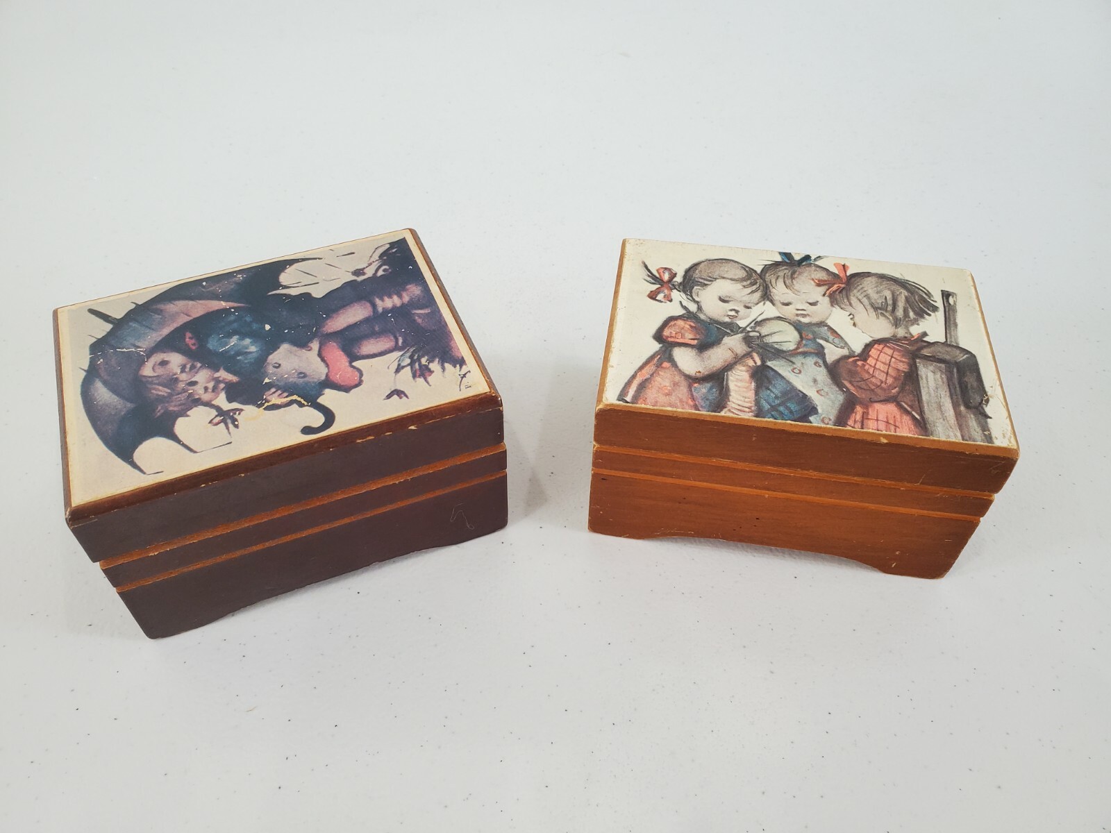 LOT Vintage 1970’s Hummel Style Fuji Wooden Music Box Hinged Lid Tested Working