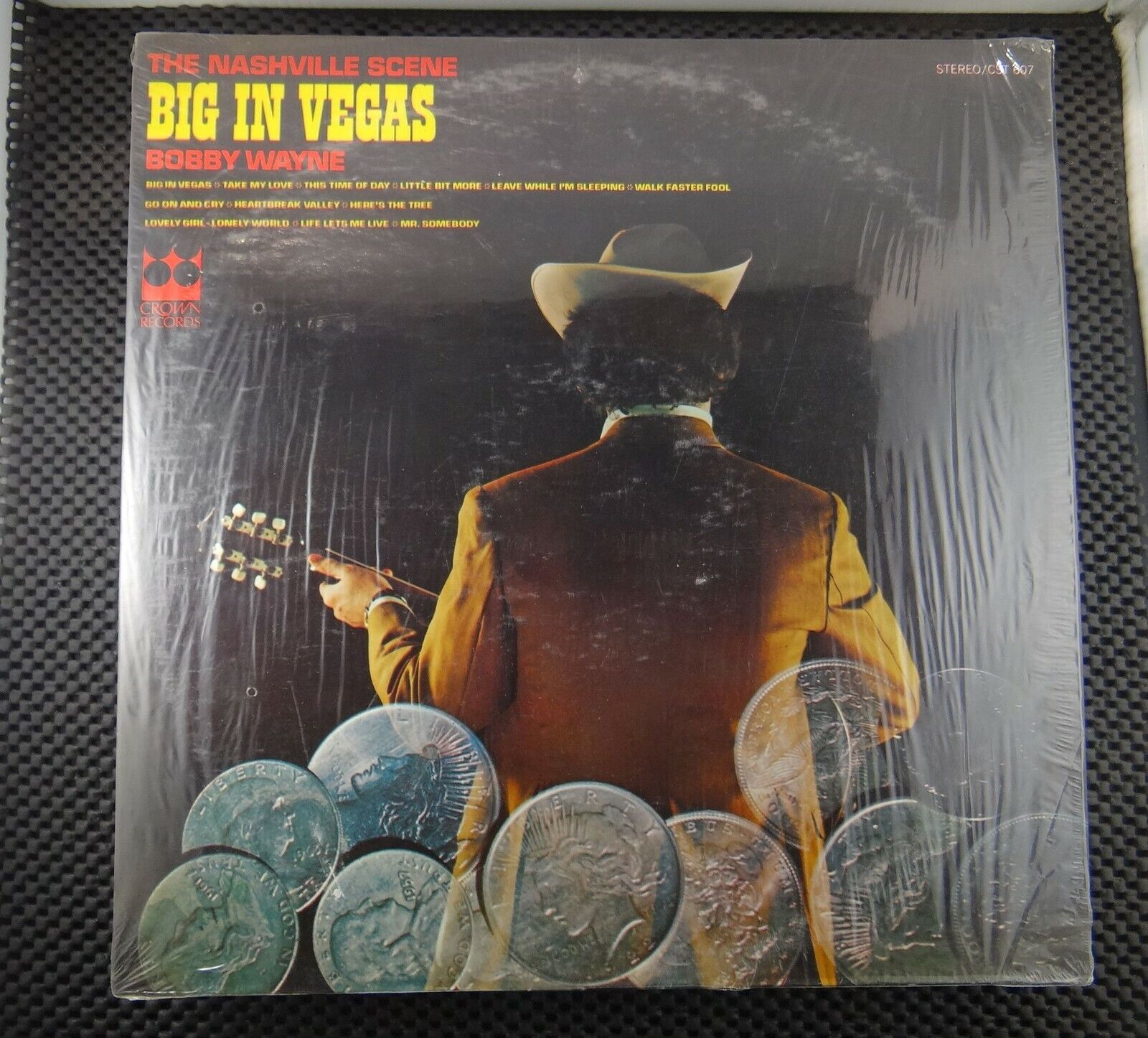 Bobby Wayne ‎– Big In Vegas (Crown Records ‎– CST 607)