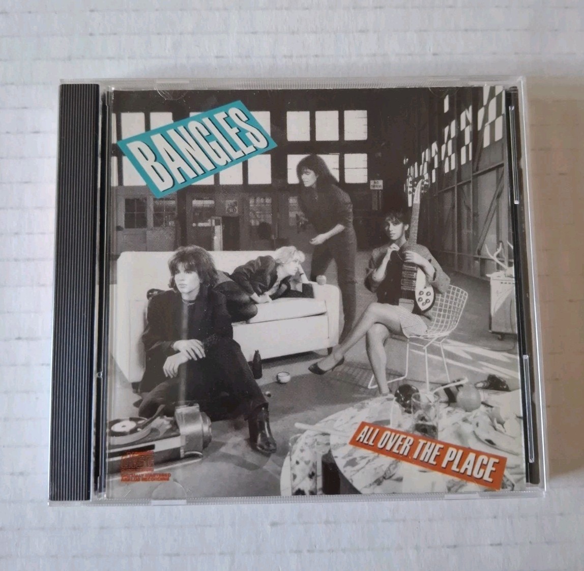 The Bangles - All Over the Place - 1984 Columbia CK 39220 - CD