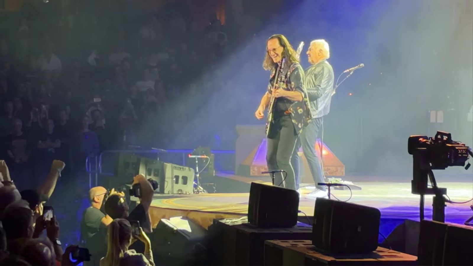 Rush - 2026-09-19 Cleveland, OH LIVE EXTREMELY RARE VIDEO