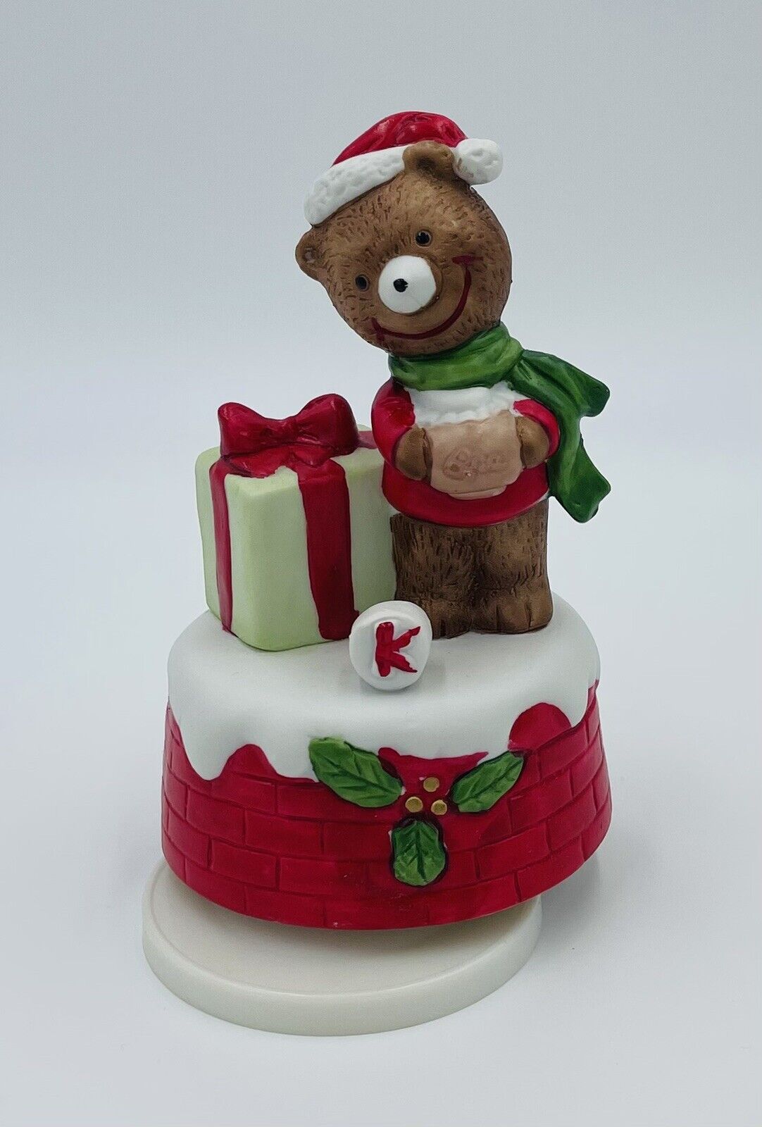 Christmas Holiday Bear Music Box Fine Porcelain Gifts By BRINNS Rotating Figure