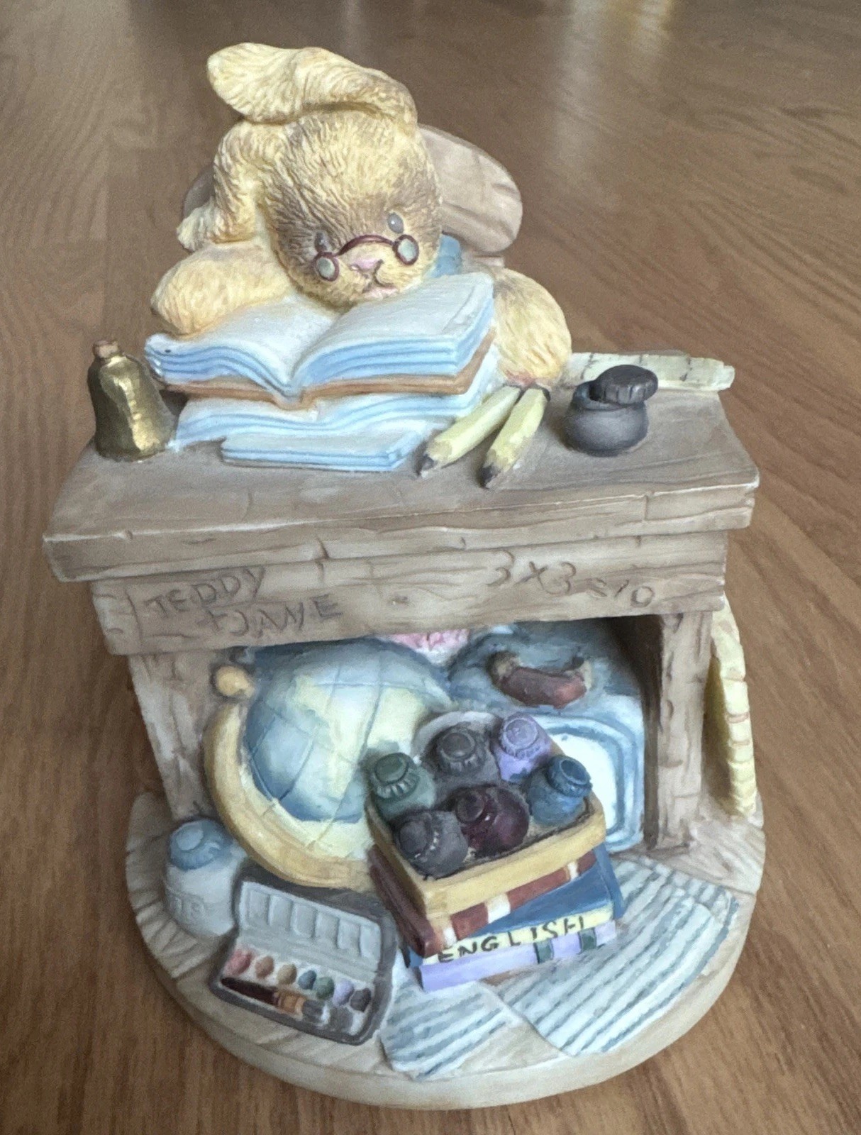 San Francisco Music Box Teacher Victorian Scrapbook Plays Toyland Vintage 1996
