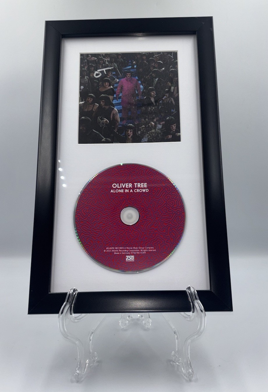 OLIVER TREE ALONE IN A CROWD SIGNED AUTOGRAPH FRAMED MATTED CD W/INVOICE & CD