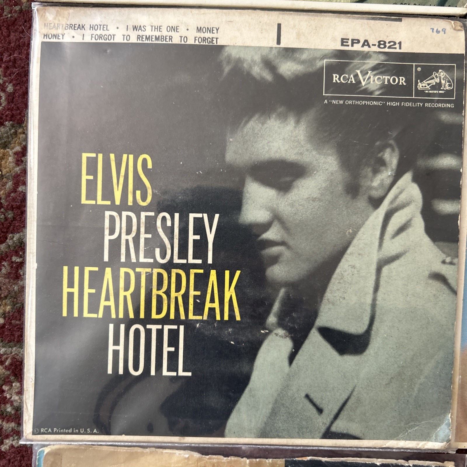 Elvis Presley 45 Lot 27 EPs Singles Picture Sleeves Heartbreak hotel Blue Suede