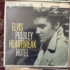 Elvis Presley 45 Lot 27 EPs Singles Picture Sleeves Heartbreak hotel Blue Suede picture