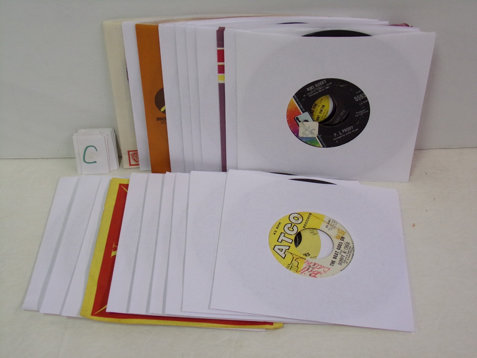 Mid - 60\'s Rock Lot Of 20 - 45 RPM Records