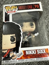 Funko Pop Rocks Mötley Crüe Nikki Sixx #70 Vinyl Figure Bass Guitar picture