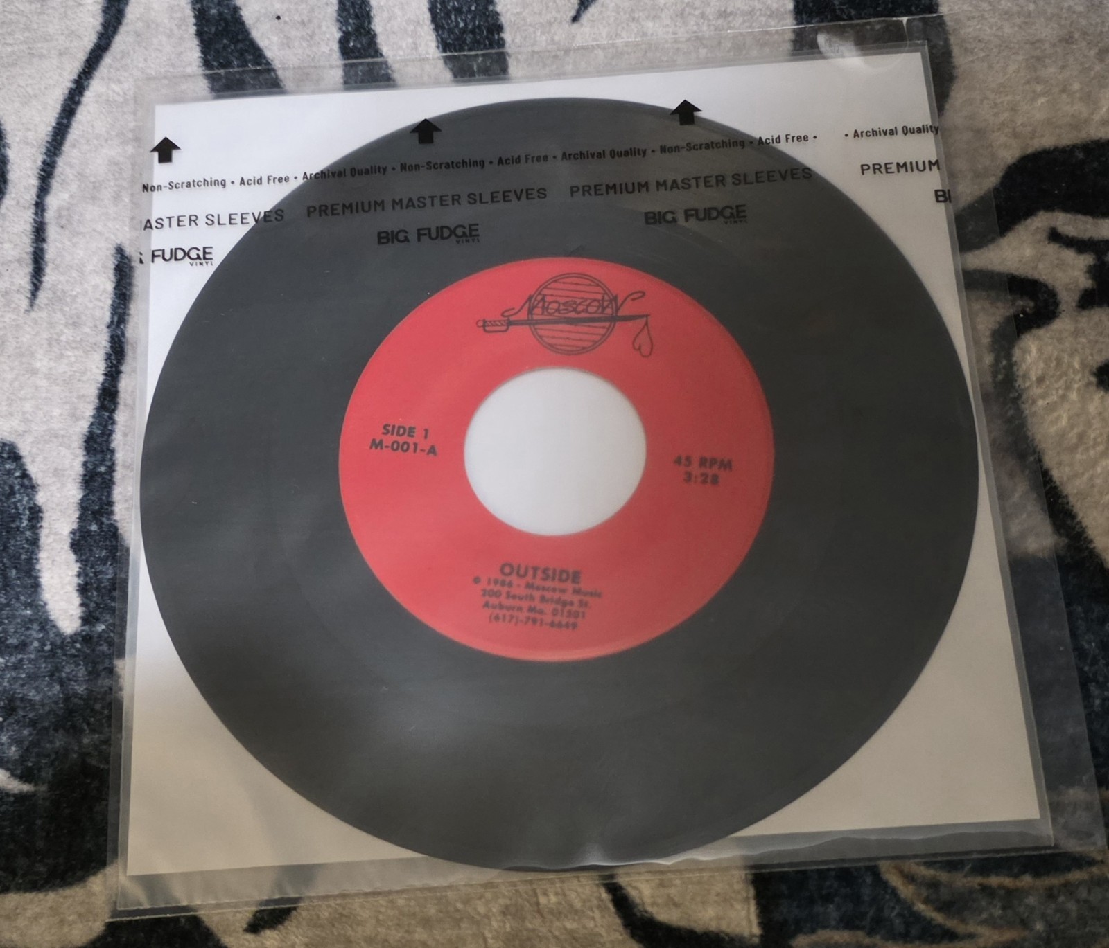 LISTEN - MEGA RARE VANITY Synth Pop 45 MOSCOW MUSIC Outside Pictures In China 7
