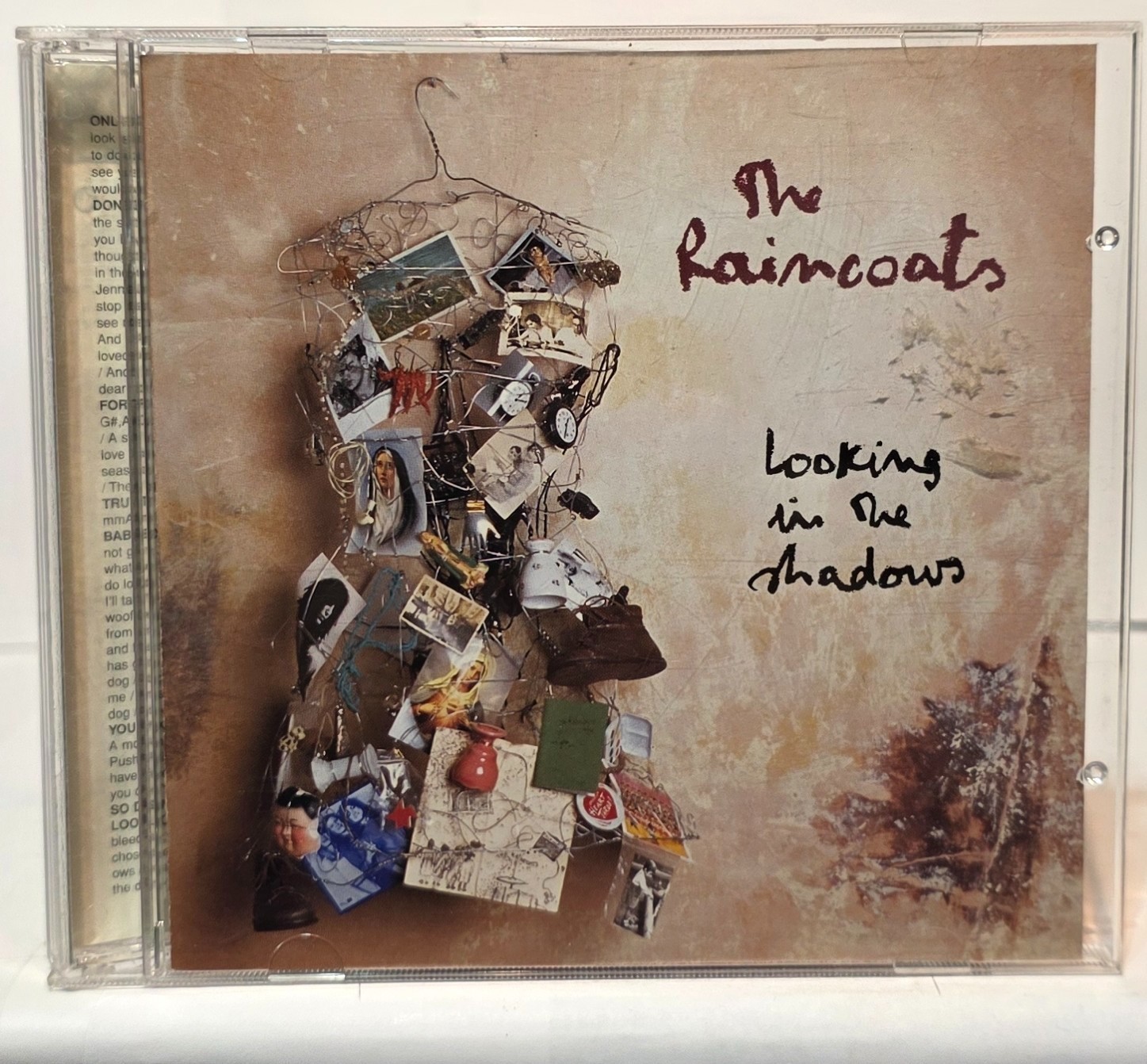 The Raincoats : Looking in the Shadows  CD  NICE 