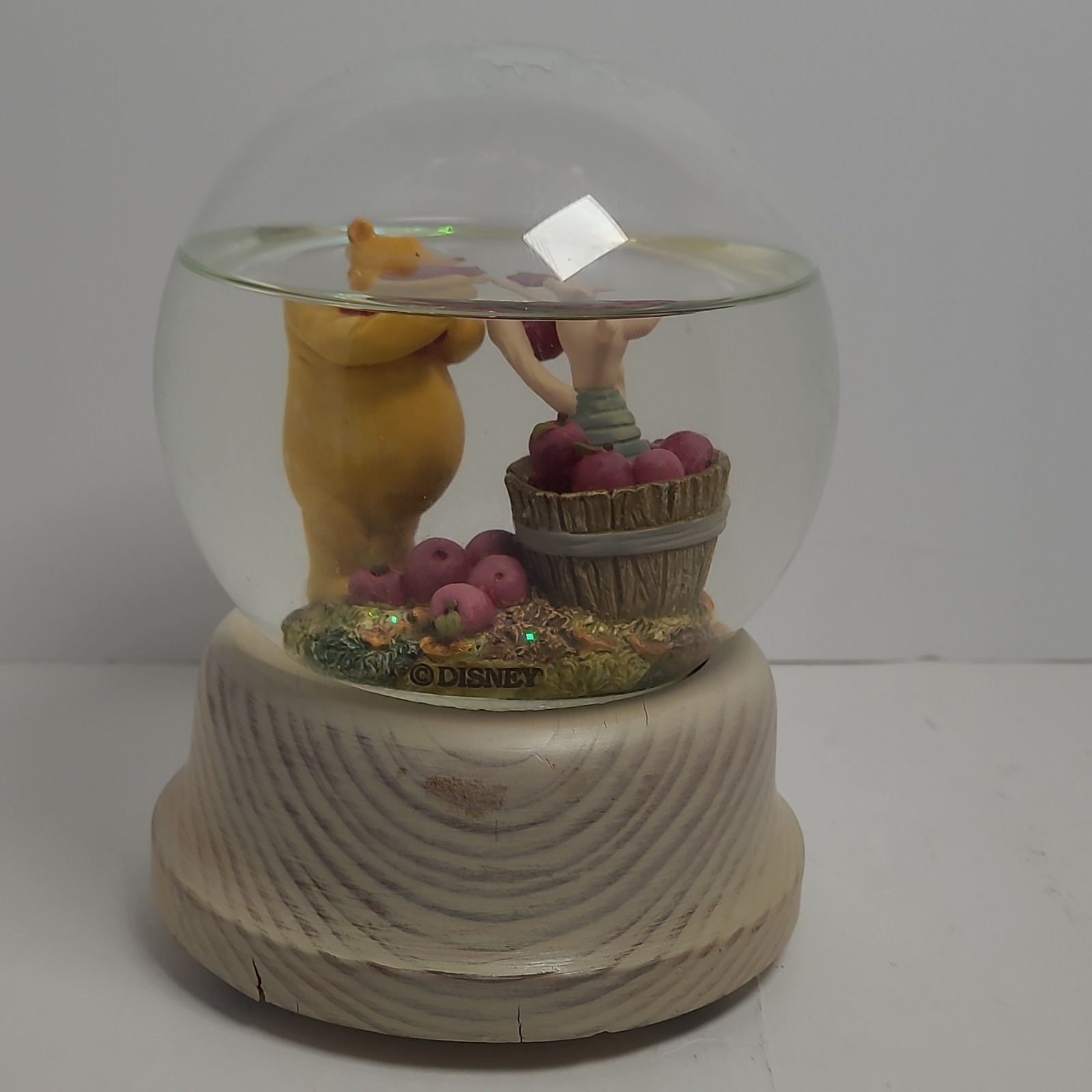 Disney Classic Pooh Piglet Vintage Music Snow Globe 