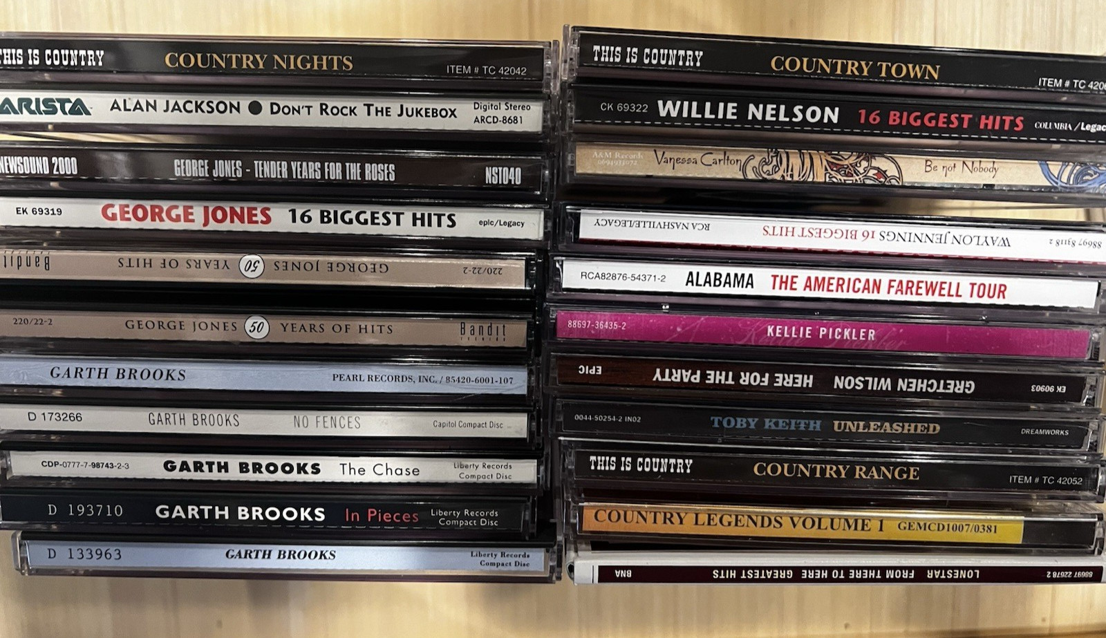 Lot of 21 Vintage Country CDs Garth Brooks George Jones Willie Nelson Untested