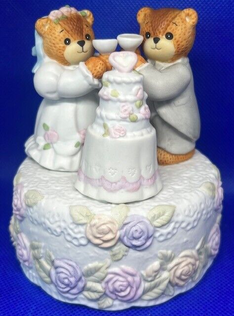 Vintage Lucy & Me Teddy Bear Wedding Toast Cake Music Box Plays see Video RARE