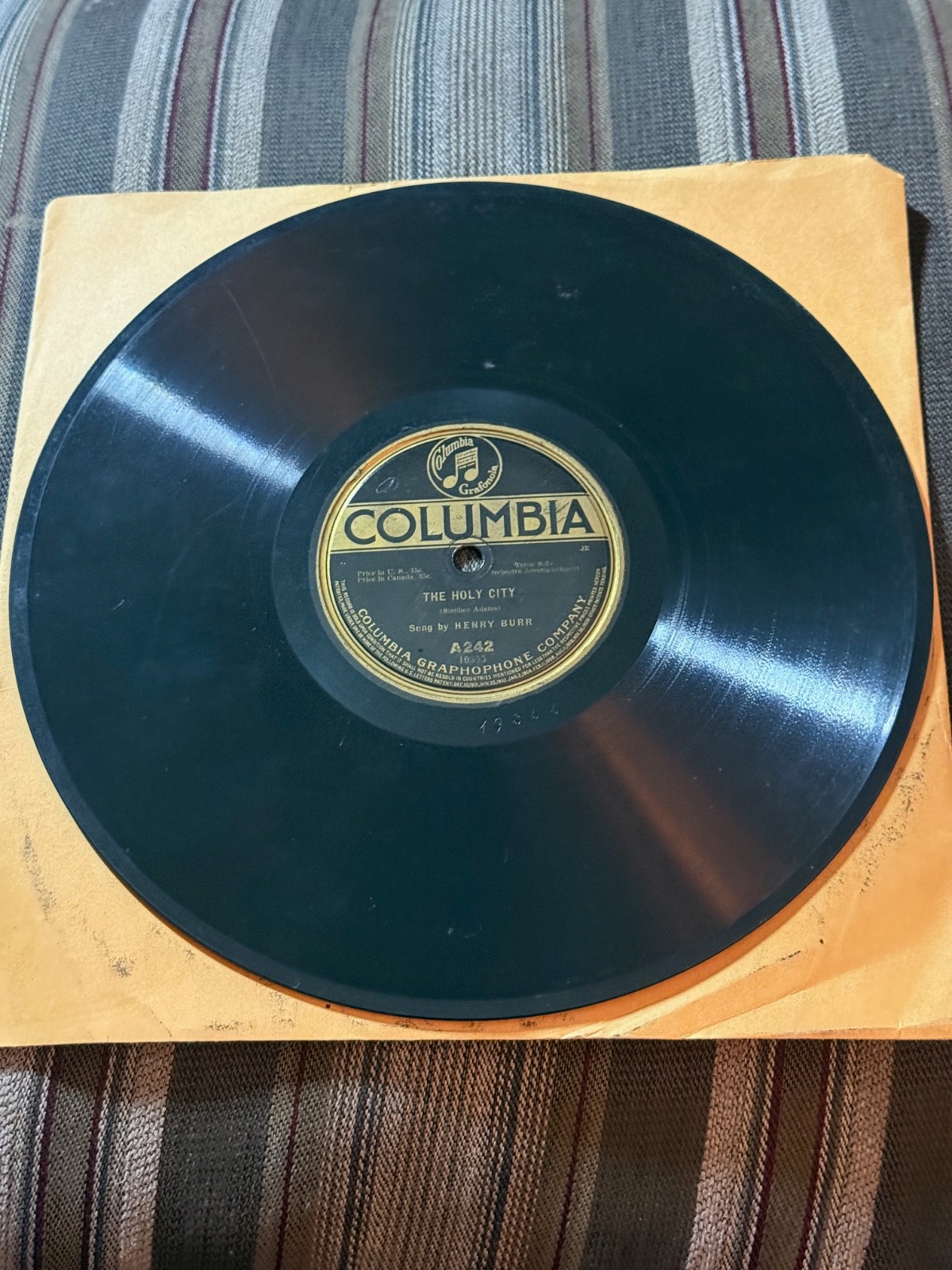 COLUMBIA Record 78 Rpm A242 Henry Burr THE HOLY CITY / TAKE THE NAME OF JESUS