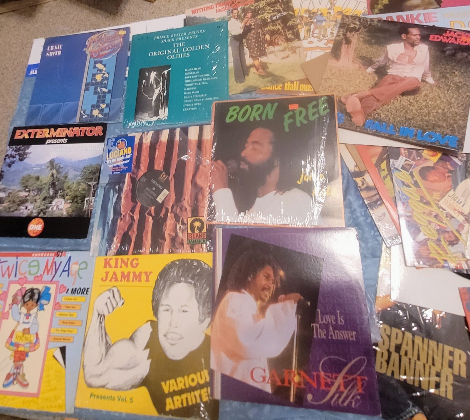 Lot of 36 Reggae LP, BOB MARLEY, DENNIS BROWN, JOHN HOLT , GREGORY, MANY MORE
