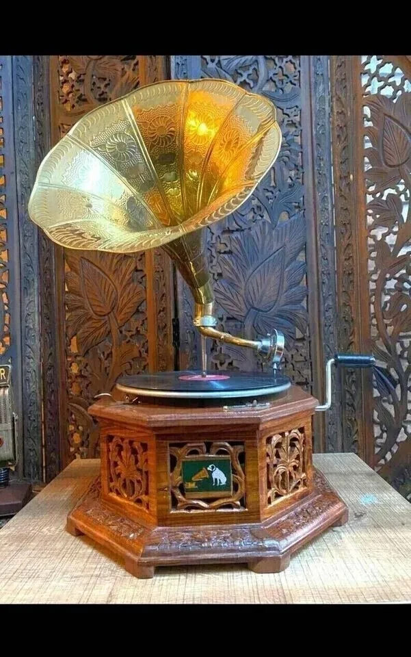 Vintage Brass Gramophone Phonograph , home decor, brass & wood articles