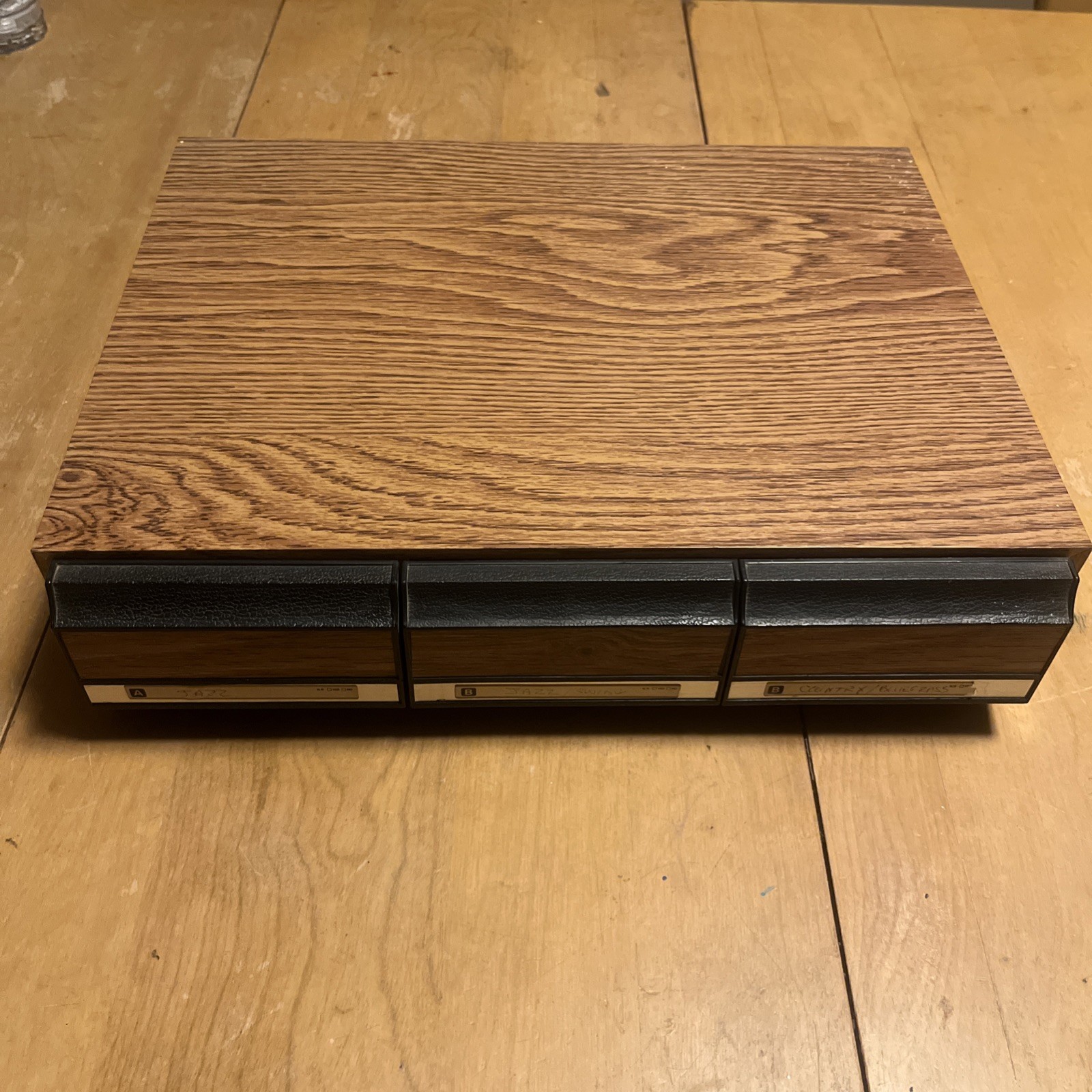 Vtg 70\'s 80\'s Cassette Tape Storage Case 42 Holder Faux Wood Finish 3 Drawer 