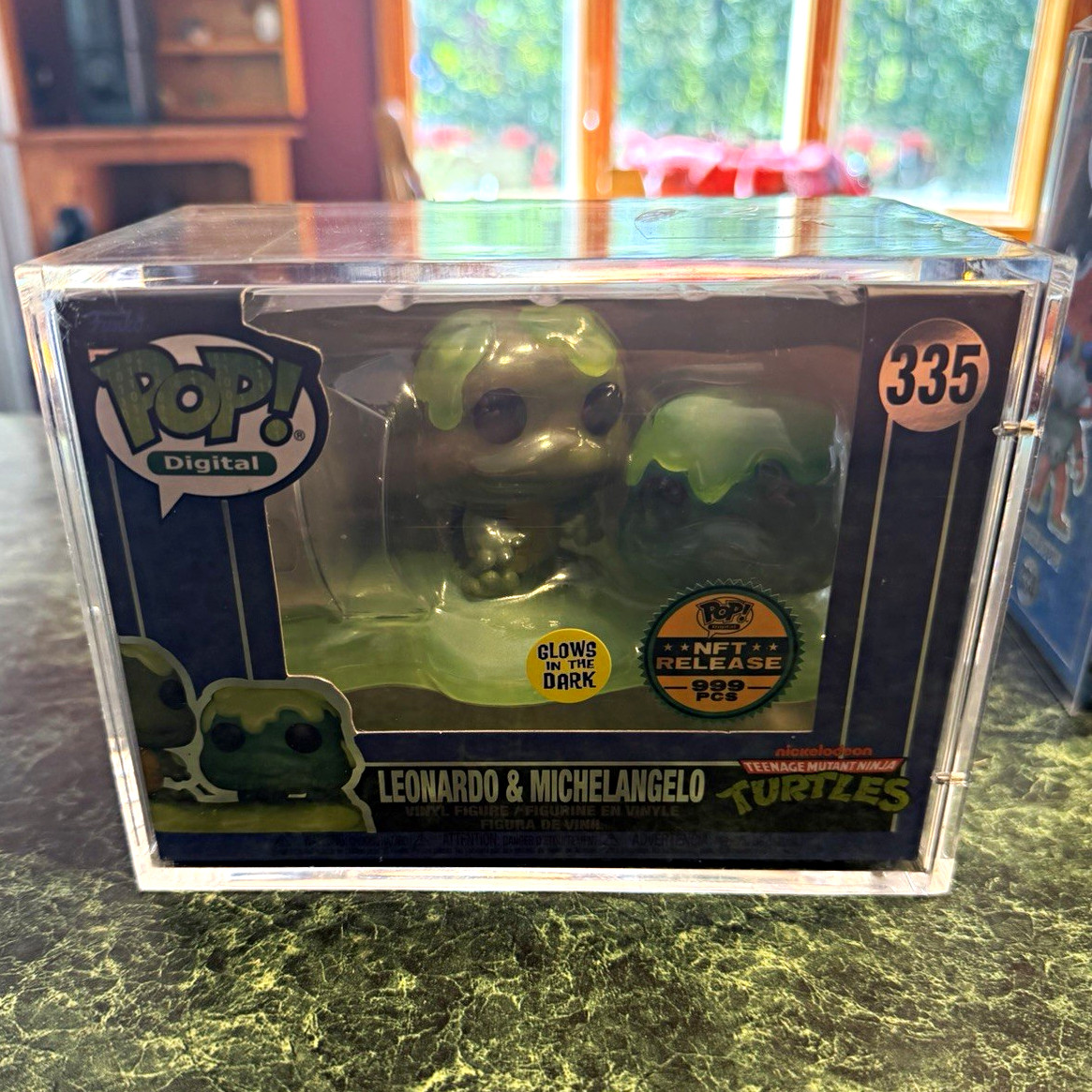Funko Pop Digital TMNT Leonardo & Michelangelo Glow in the Dark #335