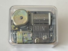 Vintage Japan Robin's Clear See-Music Box - 