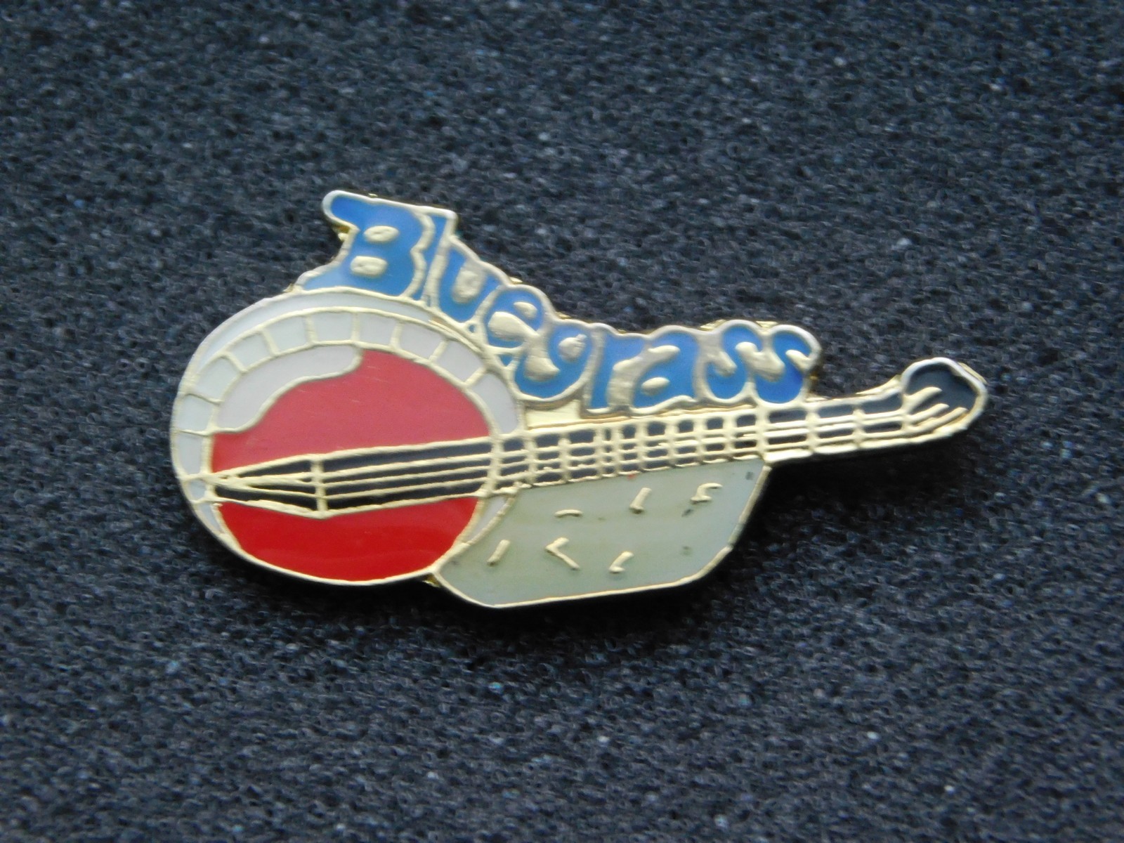 VINTAGE METAL PIN BLUEGRASS BANJO